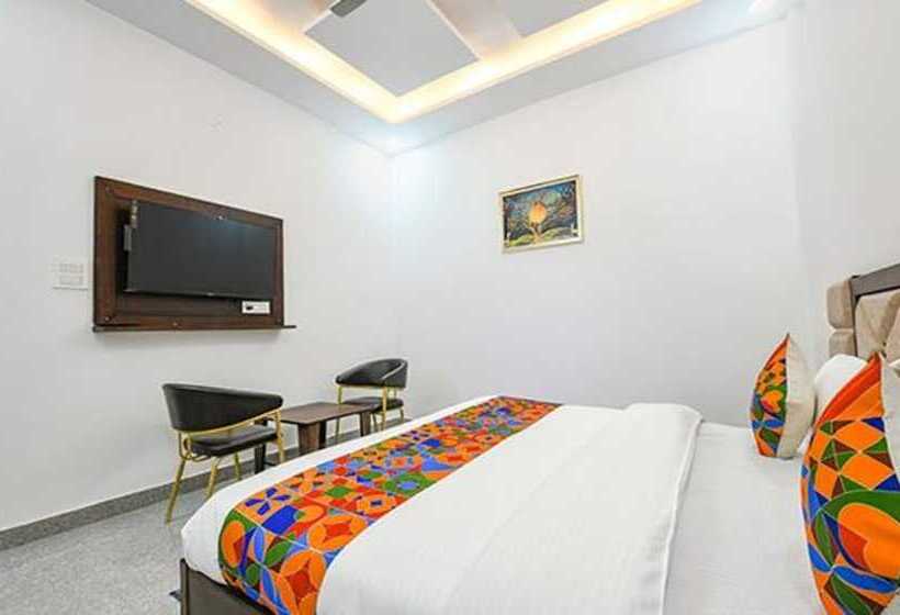 Fabhotel Mountain Inn