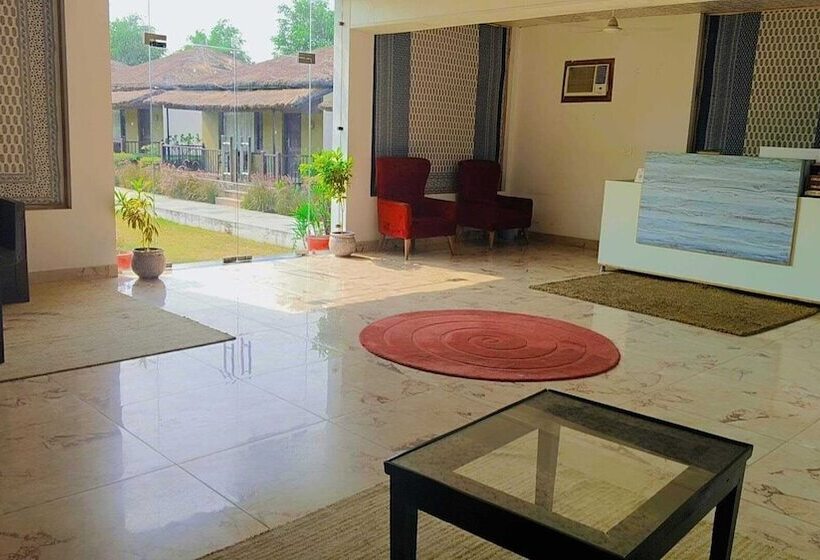 בית מלון כפרי Treebo Tiger Pug Mark Resort, Ramnagar