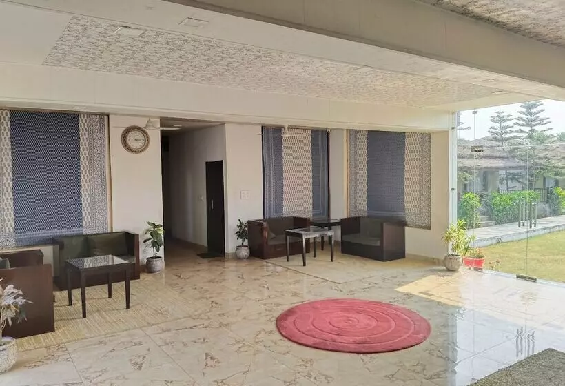 Hotelli Treebo Tiger Pug Mark Resort, Ramnagar