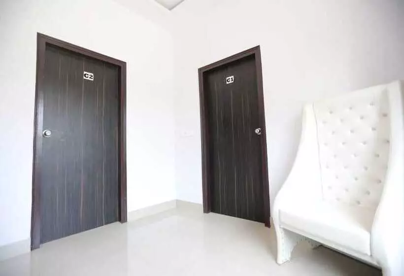 Hotelli Treebo Tiger Pug Mark Resort, Ramnagar