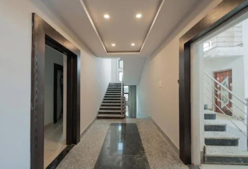 בית מלון כפרי Grace Premium Bhubaneswar