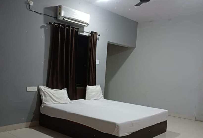 בית מלון כפרי Grace Premium Bhubaneswar