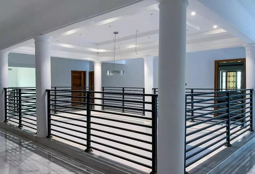 Majatalo Conys Guest House