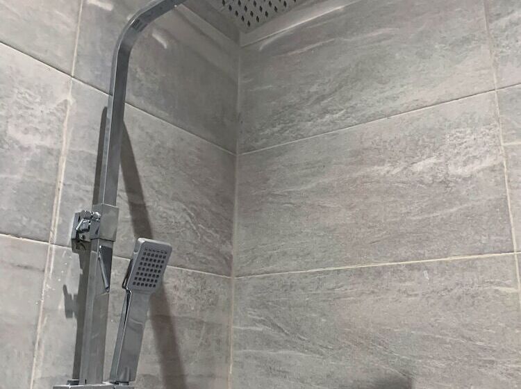 ペンション Conys Guest House