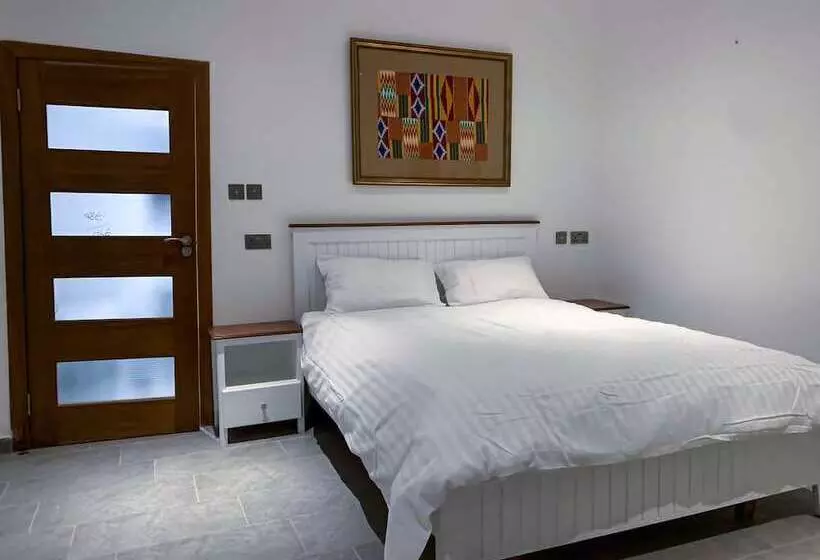 Majatalo Conys Guest House