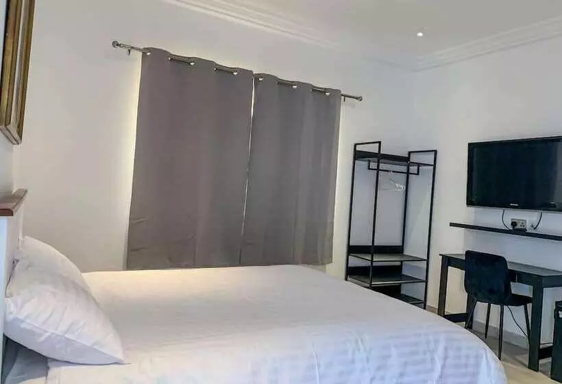 Majatalo Conys Guest House