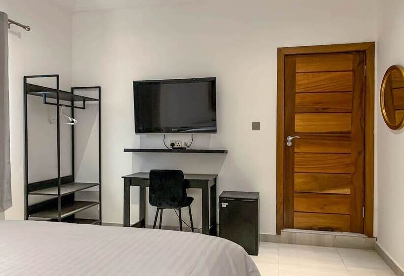 ペンション Conys Guest House