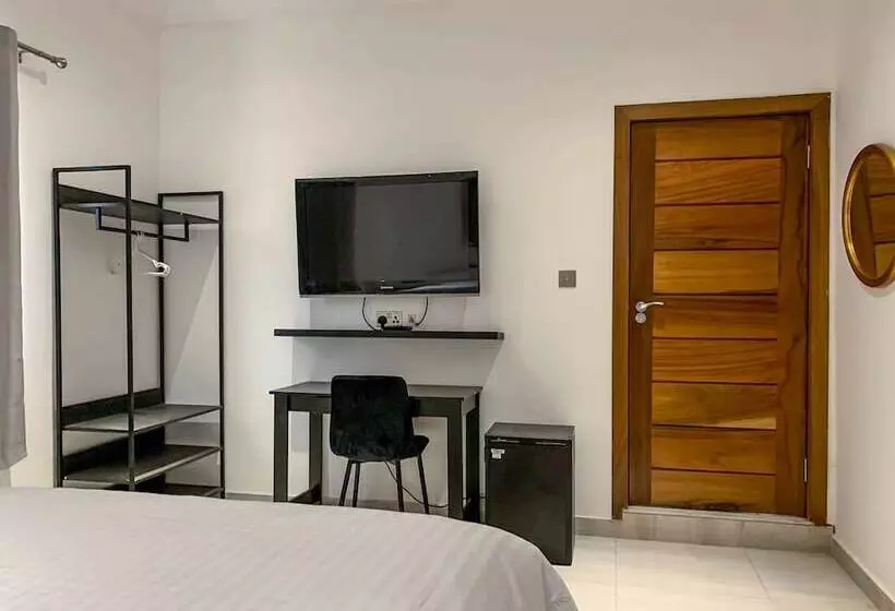 Majatalo Conys Guest House