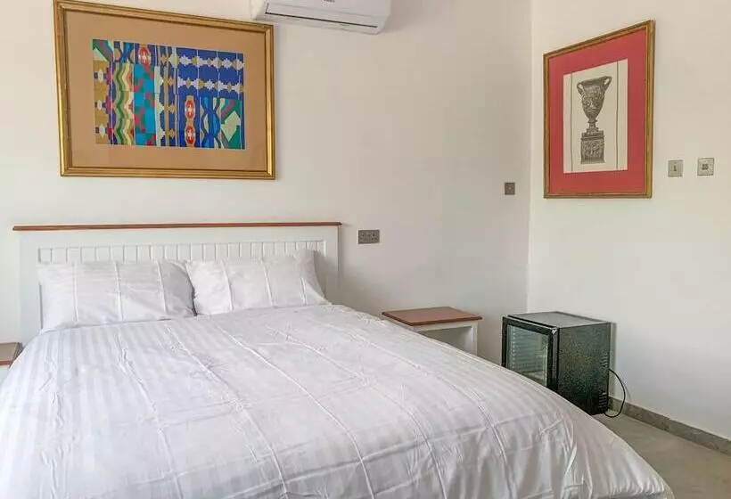 Majatalo Conys Guest House