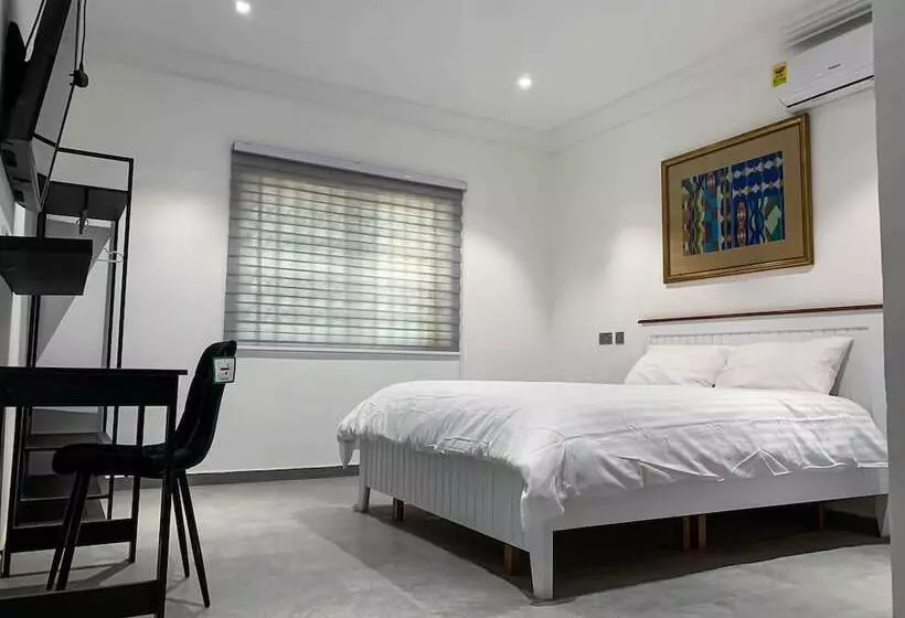 Majatalo Conys Guest House