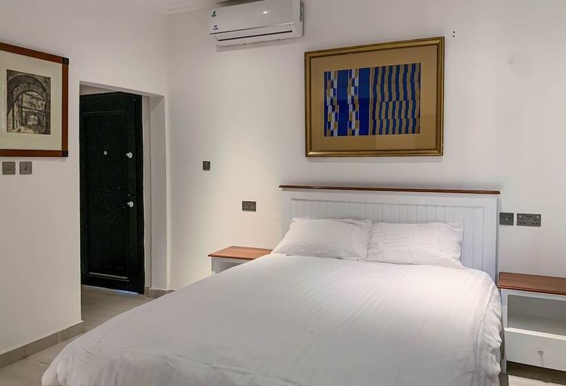 ペンション Conys Guest House