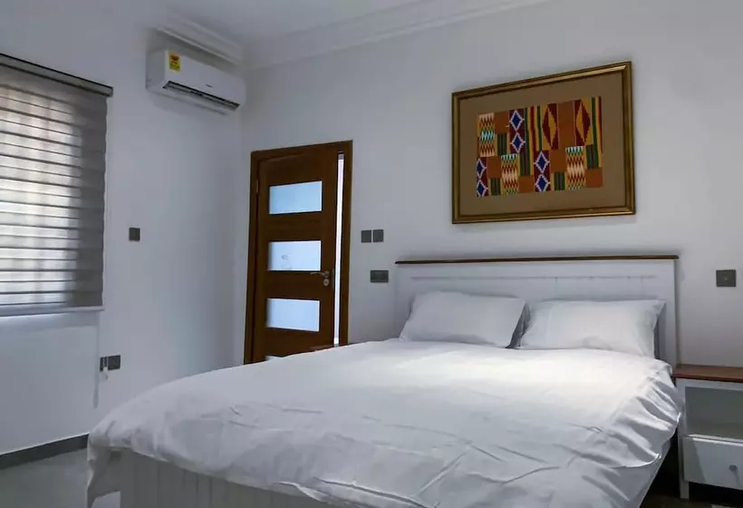 Majatalo Conys Guest House