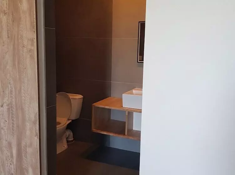 تختخواب و صبحانه Villas Rocher   Deluxe Suite 2a