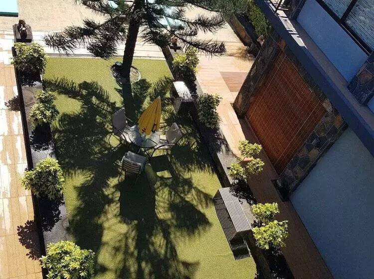 تختخواب و صبحانه Villas Rocher   Deluxe Suite 2a