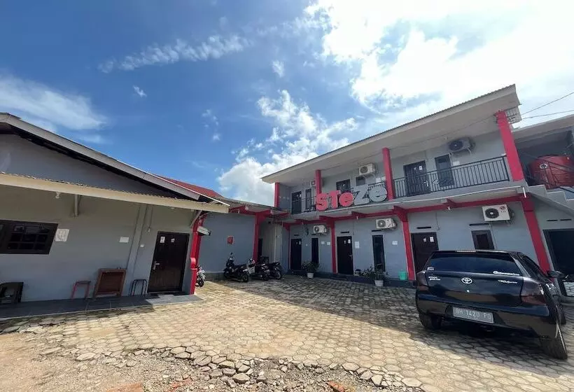 ペンション Steze Guesthouse Syariah Telanaipura