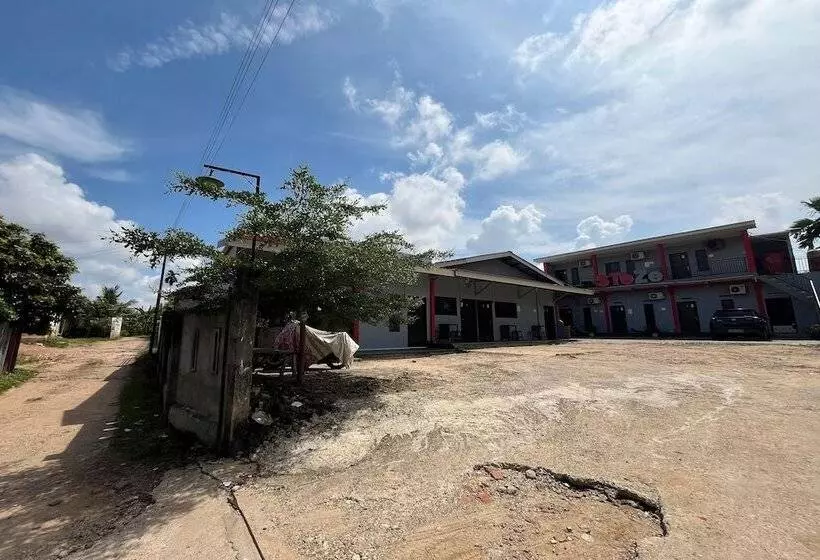 ペンション Steze Guesthouse Syariah Telanaipura