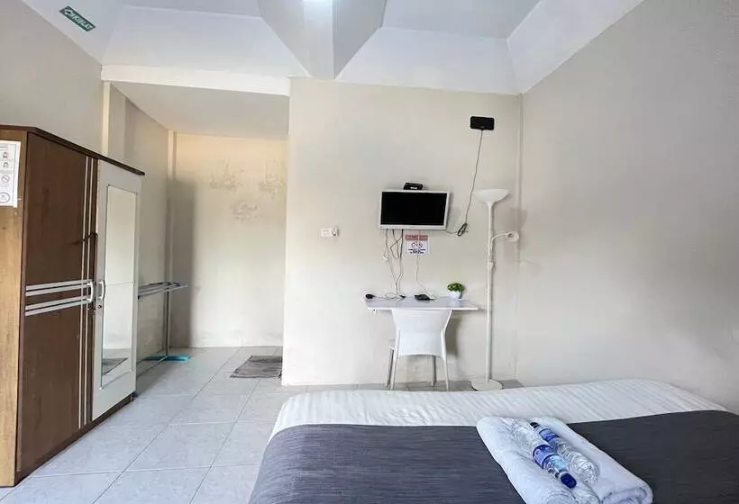 ペンション Steze Guesthouse Syariah Telanaipura