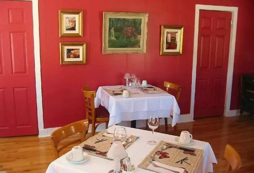 Aamiaismajoitus (B&B) Gîte La Richardière
