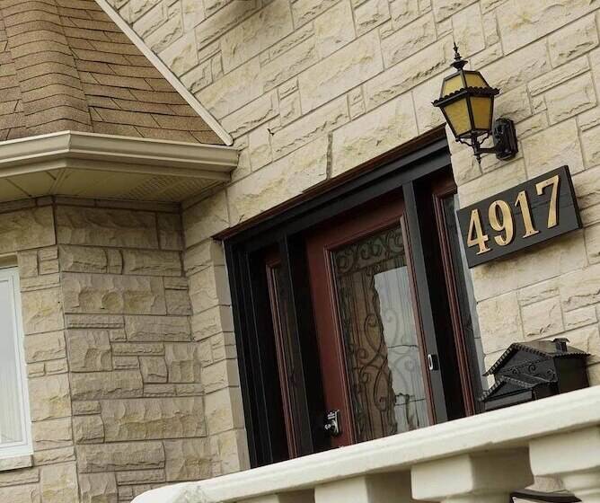 مبيت وإفطار Butterfly Manor