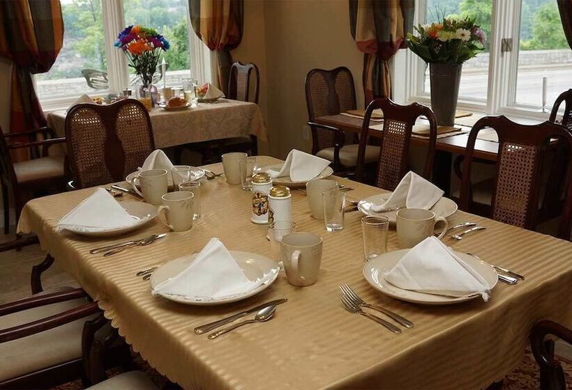 مبيت وإفطار Butterfly Manor