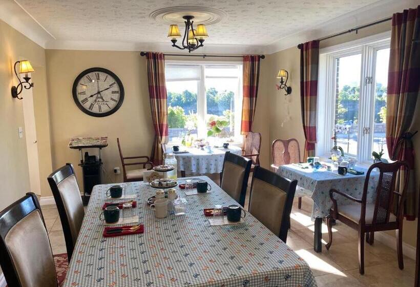 مبيت وإفطار Butterfly Manor