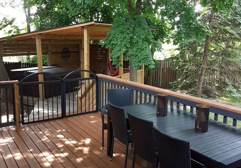 Christine S Bed And Breakfast By Elevate Rooms