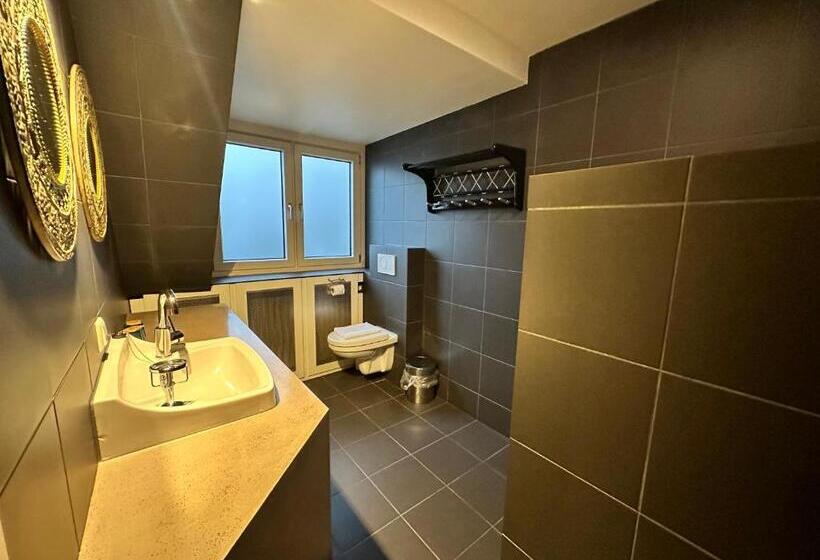 בית מלון כפרי Buren