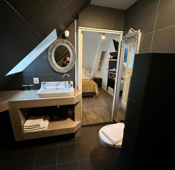 בית מלון כפרי Buren