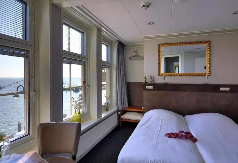 Hotel Cafe Restaurant Van Den Hogen