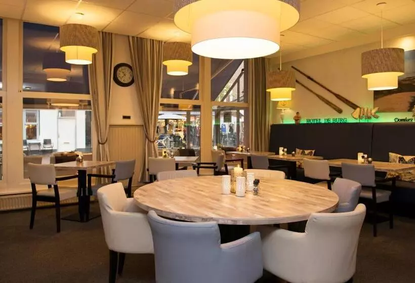 هتل De Burg