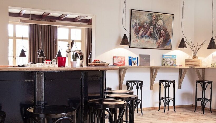 ホテル De Oorsprong