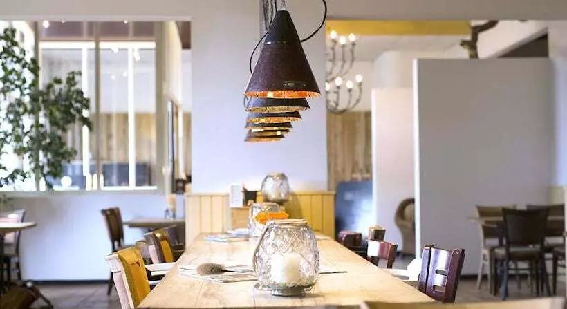 Hotelli De Oorsprong