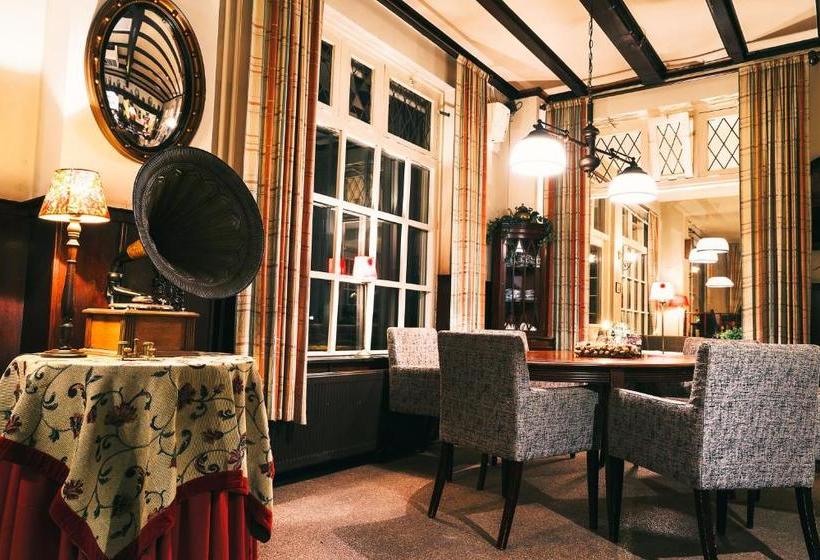 فندق Restaurant 't Veerhuis