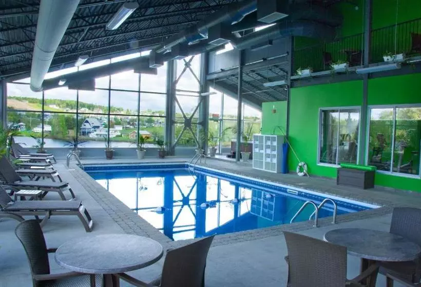 Hotelli Sélectôtel Amqui Pastali