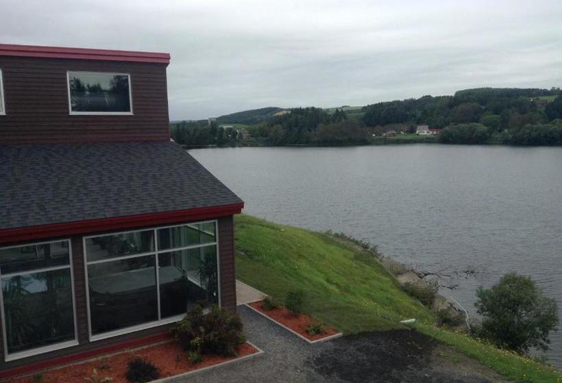 בית מלון כפרי Sélectôtel Amqui Pastali