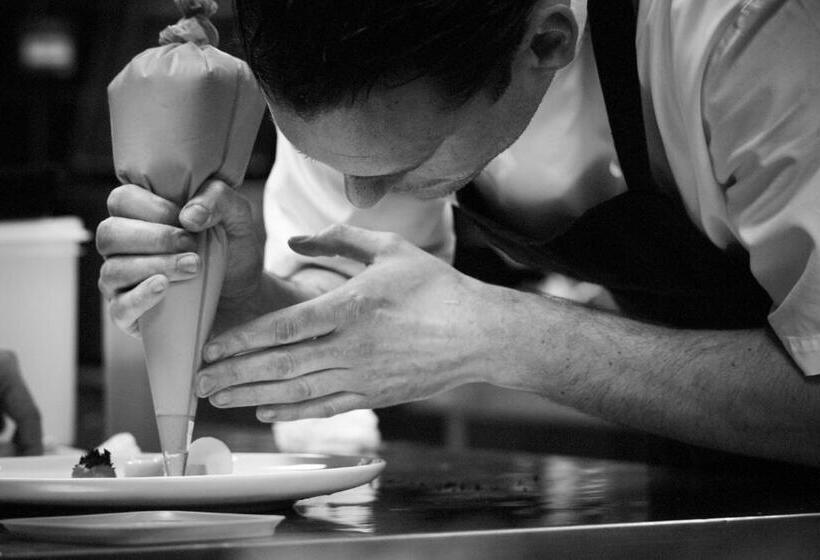 Suitehotel Posthoorn