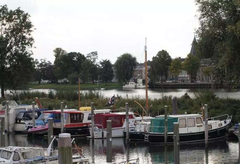 Hotel Van Dijk