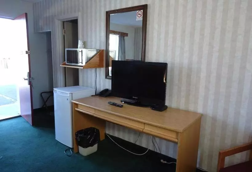 モーテル Kingsway Inn
