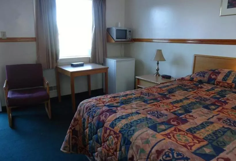 モーテル Kingsway Inn