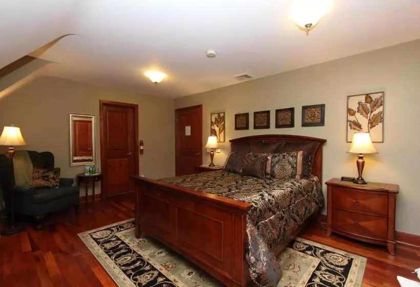 Stone Edge Estate Bed & Breakfast