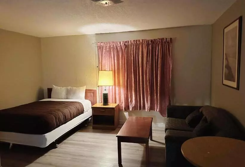 Uptown Motel