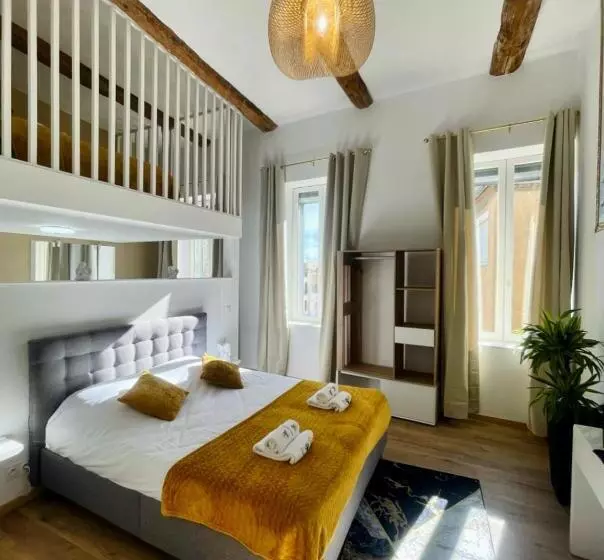 Aamiaismajoitus (B&B) Les 3 Anges De Sigean