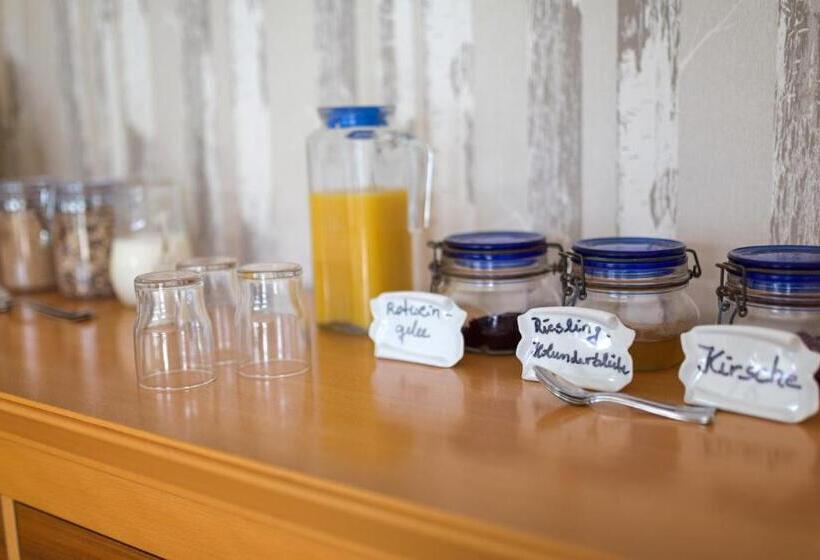 ベッドアンドブレックファースト Weingut Gerhard Trossen