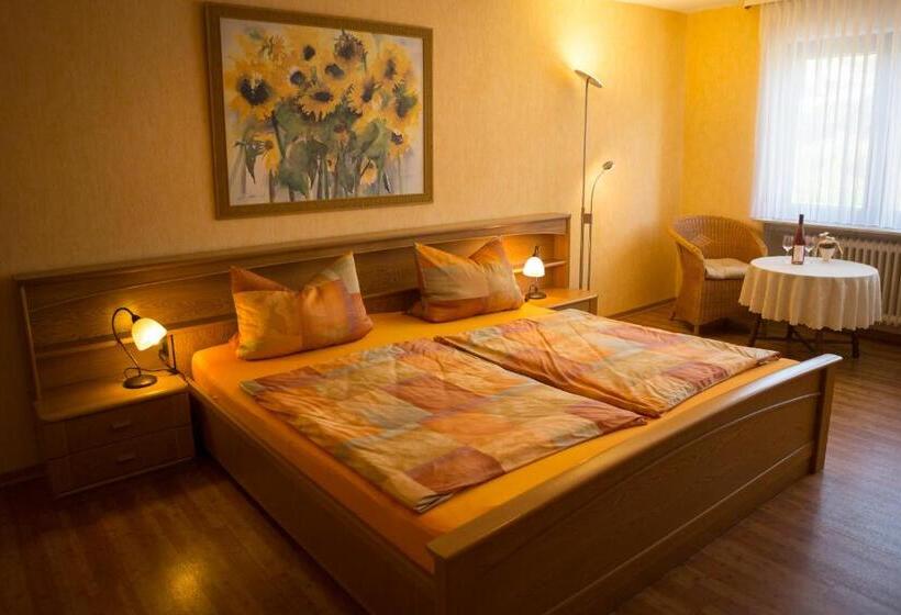 ベッドアンドブレックファースト Weingut Gerhard Trossen