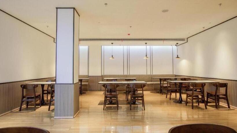 Hanting Hotel Jiaxing International Convention And Exhibition Center