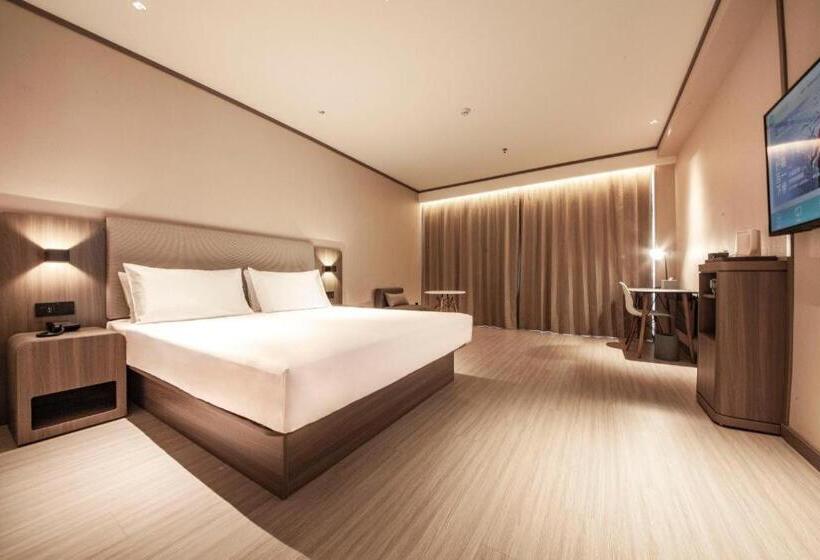 Hanting Hotel Shenyang Jiangdong Street Metro Station