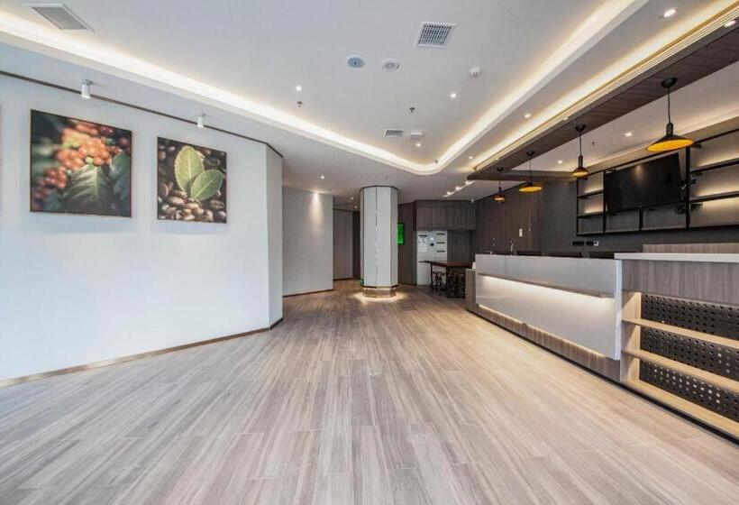 Hanting Hotel Shenyang Jiangdong Street Metro Station