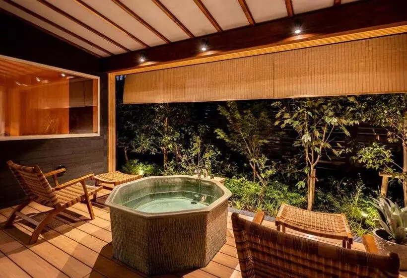 ホテル Awaumi Fujikawaguchiko Resort