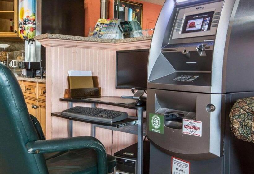 ホテル Econo Lodge Atlanta Airport East