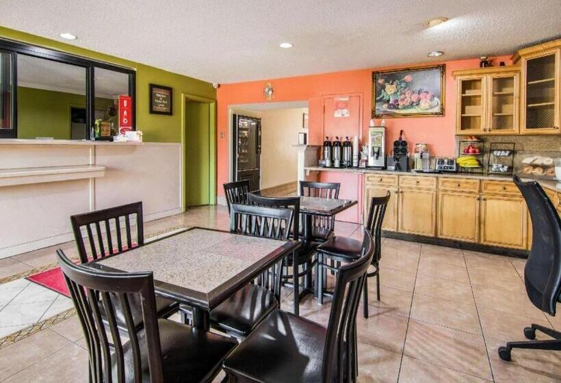 ホテル Econo Lodge Atlanta Airport East